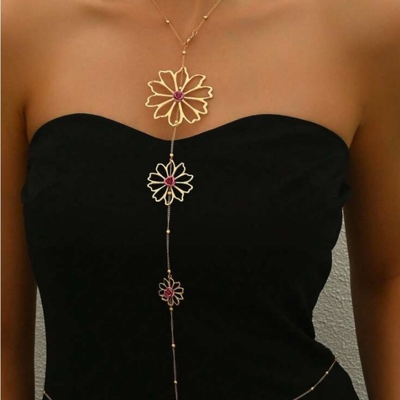 Elegant Gold and Pink Floral Back Necklace - Picture 8 of 10